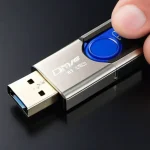 introducing_the_world_s_incredible_2_terabyte_high_capacity_usb_flash_drive_storage-0