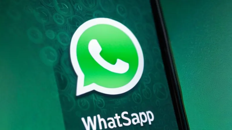 Ritorna la vecchia bufala su WhatsApp riguardante il pagamento del servizio: si tratta di una catena